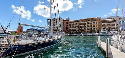 Condo Marina 360