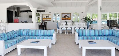 Villa Cascades