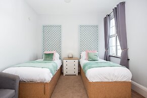 Compass Point by Sorted Stay