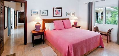 Villa Baie Longue Beach House