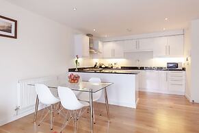 Roomspace Apartments -Marquis Court