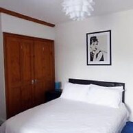 3 Luxury En-suite Bedrooms