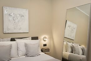 126 Gracchi Suites