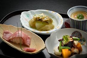 Suzu Beach Hotel