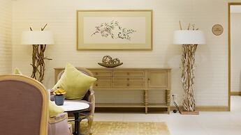 Twin Lakes Hotel - near Tagaytay