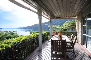 Tirimoana House