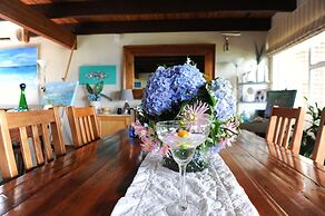 Tirimoana House