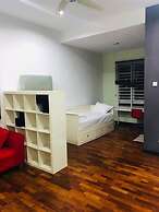 Bungalow by Pauline