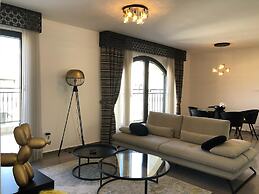 New Luxurious 2BR front old city Legacy