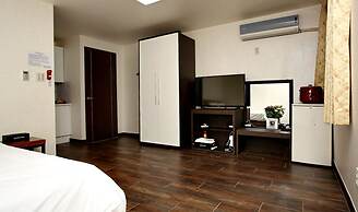 Manripo Hotel