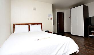 Manripo Hotel