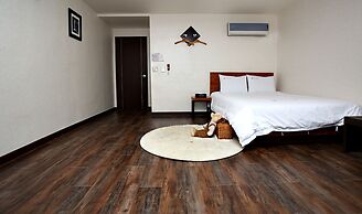 Manripo Hotel