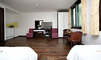 Manripo Hotel
