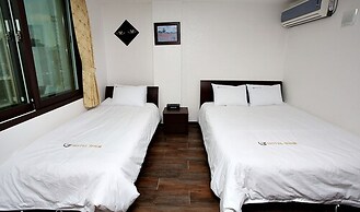 Manripo Hotel