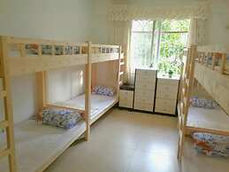 Laiyin Garden City Hostel