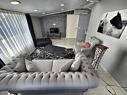 Alme Suite