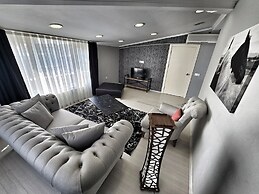 Alme Suite