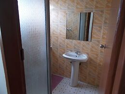 Shema Guest Lodge