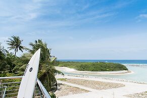 Reef Edge Thulusdhoo