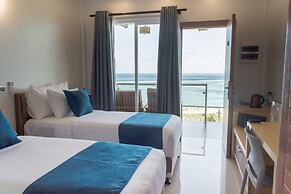 Reef Edge Thulusdhoo