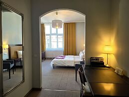Holiday Suites Cracow