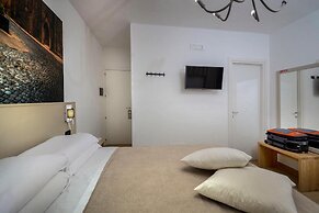 B&B Sorrento Queen