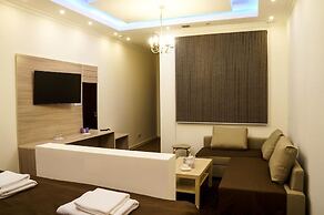 City Life Hotel