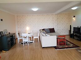 Redcliff Apartments