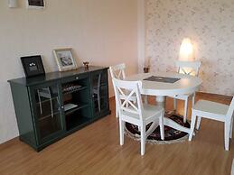 Redcliff Apartments