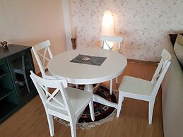 Redcliff Apartments