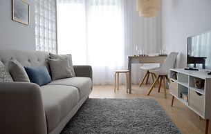 Heart 925 Apartment