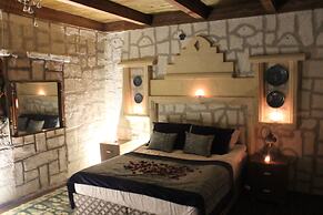 Antik Stone House