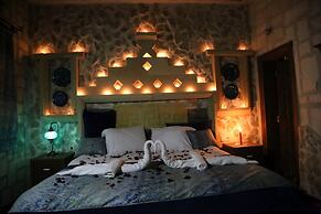 Antik Stone House