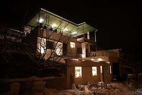 Antik Stone House