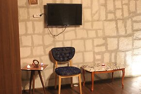 Antik Stone House