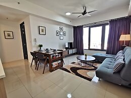 Tropicana 218 Suites