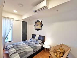 Tropicana 218 Suites