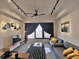 Tropicana 218 Suites