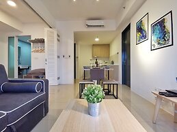 Tropicana 218 Suites