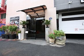 Legend Motel