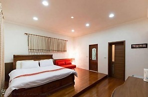Tourist Home B&B