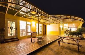 Tourist Home B&B