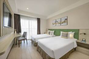 Atlantic Nha Trang Hotel