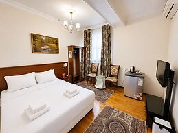 Sarbon Hotel