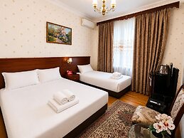 Sarbon Hotel