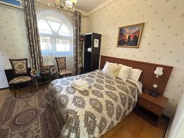 Sarbon Hotel