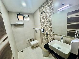 Hotel TJS Royale