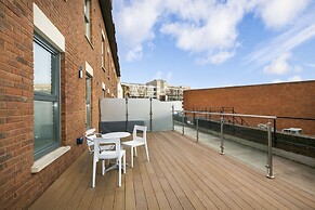 Roomspace Apartments -The Quadrant