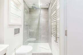 Roomspace Apartments -The Quadrant