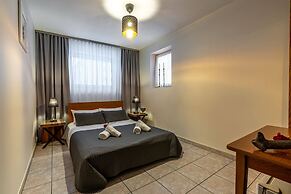Liberta Inn